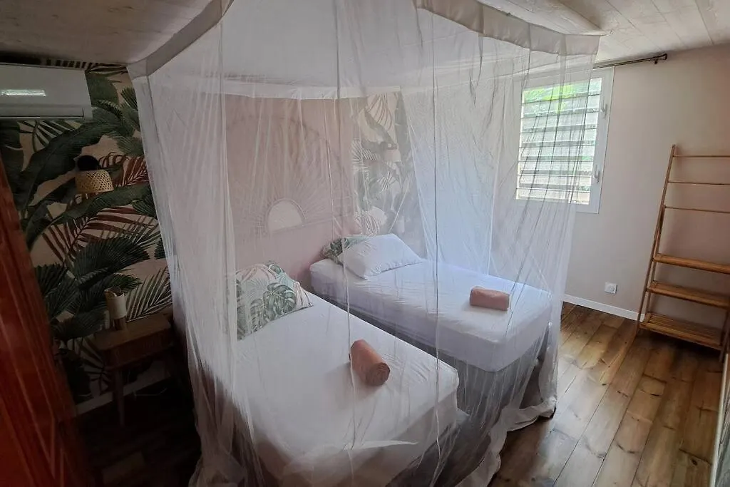펜션 Cottage Zen & Jacuzzi Chez La Libellule Caribeenne 세인트 로즈