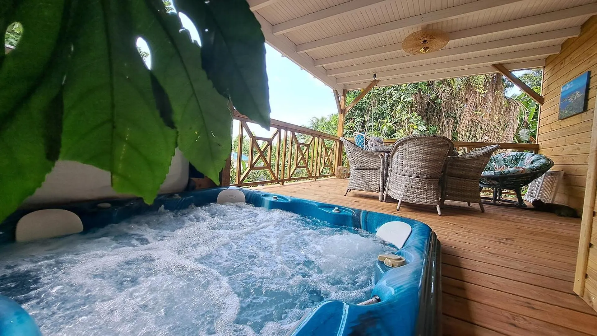 펜션 Cottage Zen & Jacuzzi Chez La Libellule Caribeenne 세인트 로즈 과달루프